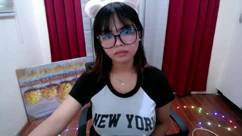 Snapshot of pretty_little_baby18 chatting on June 20, 5:10 am Venus online show from June 20, 5:10 am