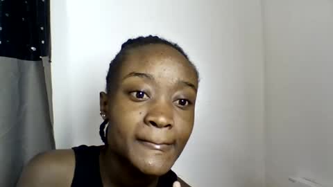 pretty luv1 online show from June 16, 9:23 am