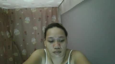 Snapshot of pretty_lyn08 chatting on May 10, 2:55 pm pretty_lyn08 online show from May 10, 2:55 pm