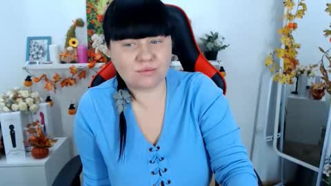 Snapshot of pretty_malika chatting on November 4, 2:43 am pretty_malika online show from November 4, 2:43 am