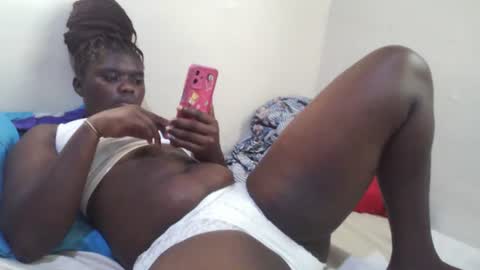 Snapshot of pretty_melan chatting on June 26, 2:43 pm pretty_melan online show from June 26, 2:43 pm