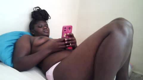 Snapshot of pretty_melan chatting on July 20, 12:51 pm pretty_melan online show from July 20, 12:51 pm