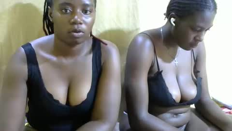 pretty_mishy online show from October 22, 12:11 am