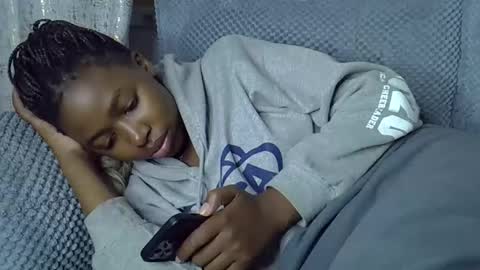 pretty_petite24 online show from March 10, 1:16 pm