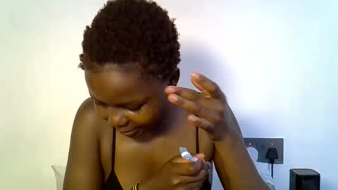 pretty_scooper online show from April 29, 10:08 am