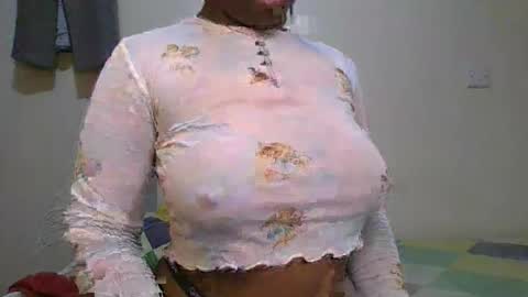 pretty_shila online show from October 26, 1:50 pm