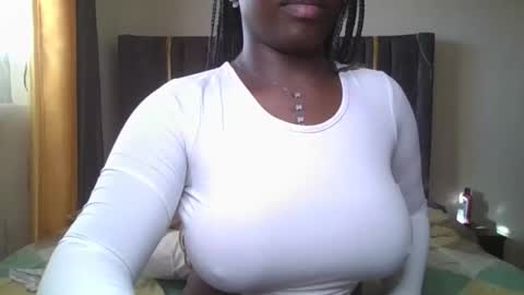 pretty_shila online show from January 15, 2:21 pm