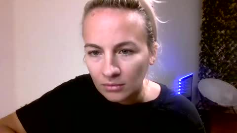 Missy  Jack online show from January 7, 5:37 pm