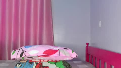 prettybigclit_ebony online show from September 13, 6:24 am