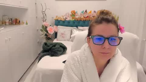 wilma online show from March 6, 9:00 pm