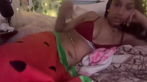 prettyblackgal online show from March 19, 5:11 am