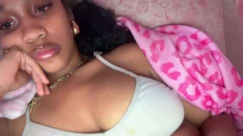 prettyblackgal online show from July 24, 2:31 am