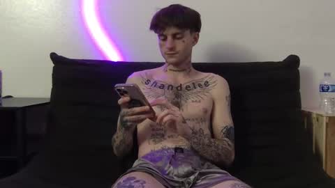 pretty boy online show from November 23, 3:06 am