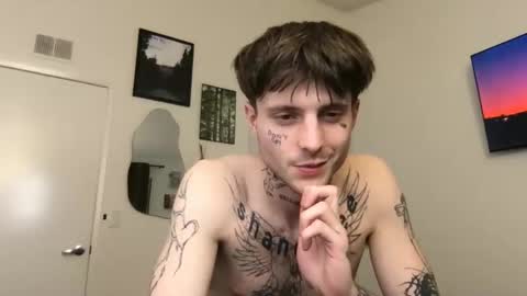 Snapshot of prettyboyszn chatting on February 3, 2:53 am pretty boy online show from February 3, 2:53 am