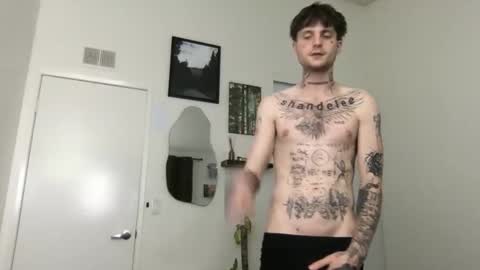 Snapshot of prettyboyszn chatting on February 4, 3:12 am pretty boy online show from February 4, 3:12 am