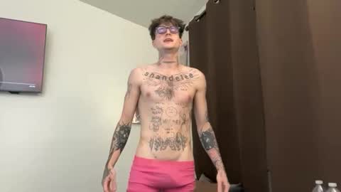 Snapshot of prettyboyszn chatting on March 12, 5:13 am pretty boy online show from March 12, 5:13 am