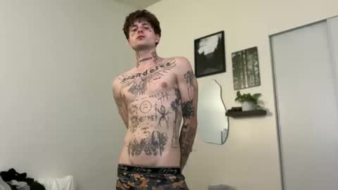 pretty boy online show from May 12, 4:20 am