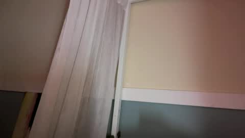 Snapshot of prettybrownbrownn chatting on June 14, 7:32 am kay online show from June 14, 7:32 am