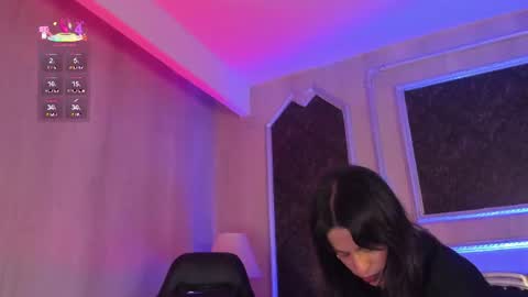 Snapshot of prettybullet chatting on June 11, 12:25 pm GTM-5 online show from June 11, 12:25 pm