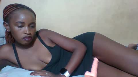 prettycarl_2 online show from February 26, 8:44 pm