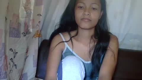 Snapshot of prettychoux chatting on May 4, 6:04 pm prettychoux online show from May 4, 6:04 pm