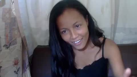 Snapshot of prettychoux chatting on May 11, 2:45 pm prettychoux online show from May 11, 2:45 pm