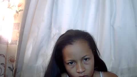 Snapshot of prettychoux chatting on June 1, 5:42 am prettychoux online show from June 1, 5:42 am