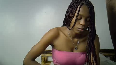 Snapshot of prettycoco_ chatting on May 27, 2:41 am coco online show from May 27, 2:41 am