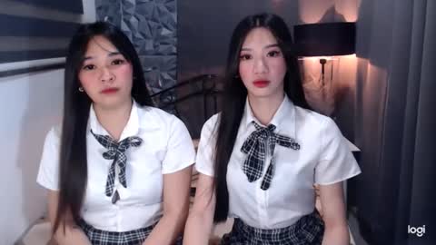 ASHLEY online show from December 12, 2:44 pm