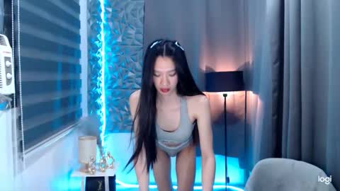 ASHLEY online show from December 28, 6:28 am