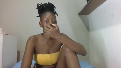 prettydollk_dons online show from February 21, 7:20 am