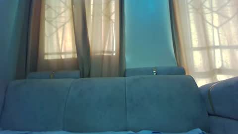 prettydulce online show from October 1, 1:28 pm