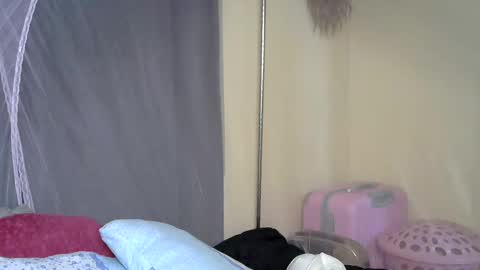 Elii online show from December 9, 11:56 pm