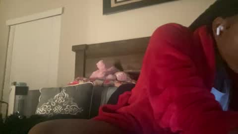 Snapshot of prettyfacefemale chatting on April 4, 8:45 am prettyfacefemale online show from April 4, 8:45 am