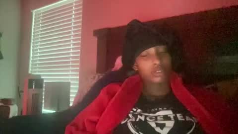 Snapshot of prettyfacefemale chatting on April 7, 8:31 pm prettyfacefemale online show from April 7, 8:31 pm