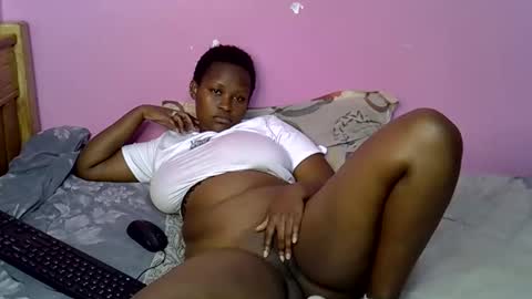 prettyghats online show from October 11, 6:39 pm