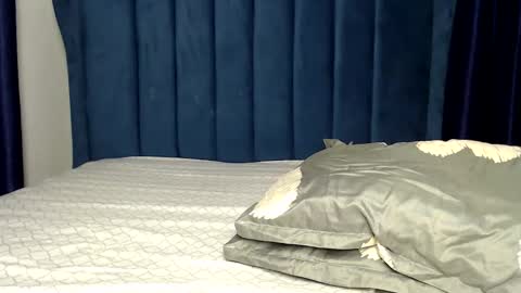 Snapshot of prettygoddess1 chatting on November 18, 6:01 pm Mary online show from November 18, 6:01 pm