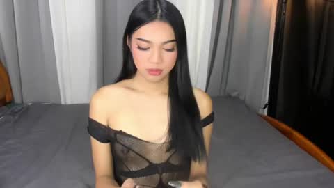 Snapshot of prettyhothugecock chatting on July 21, 2:14 am prettyhothugecock online show from July 21, 2:14 am