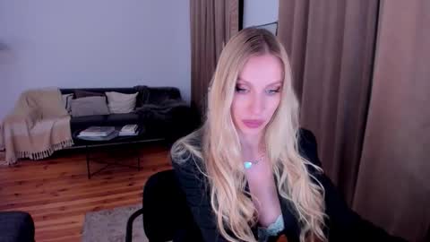 Eva online show from October 7, 11:24 pm