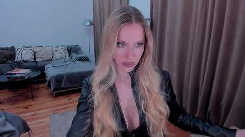 Eva online show from March 27, 1:22 am