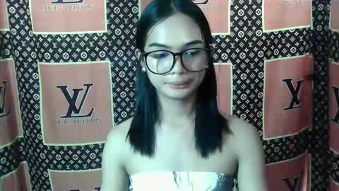 prettykhelcy online show from February 7, 2:04 am