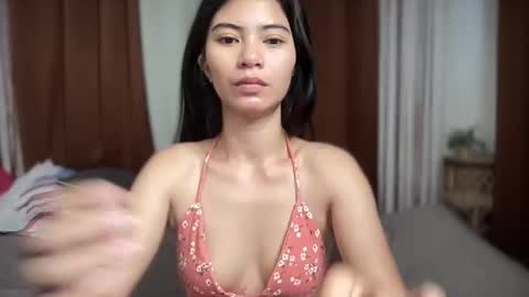 prettylittle_lady online show from December 19, 11:12 pm