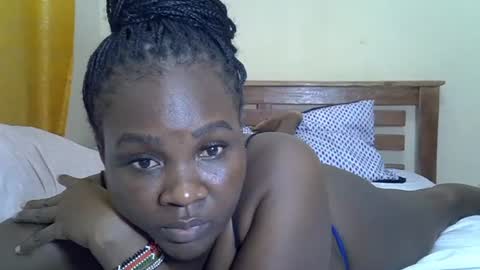 LILIAN online show from June 28, 5:52 pm
