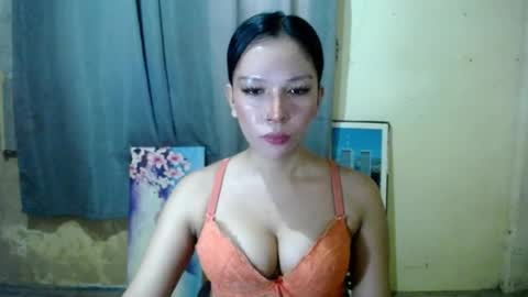 Snapshot of prettylovebarbieintownxx chatting on July 20, 5:22 am prettylovebarbieintownxx online show from July 20, 5:22 am