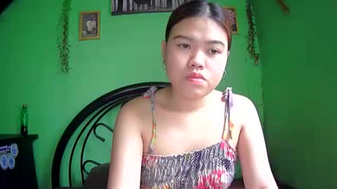 Snapshot of prettymae756493 chatting on March 31, 2:24 am prettymae756493 online show from March 31, 2:24 am