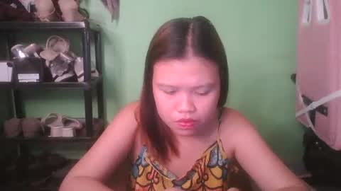 Snapshot of prettymae756493 chatting on April 1, 3:31 pm prettymae756493 online show from April 1, 3:31 pm