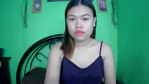 Snapshot of prettymae756493 chatting on April 3, 2:09 am prettymae756493 online show from April 3, 2:09 am