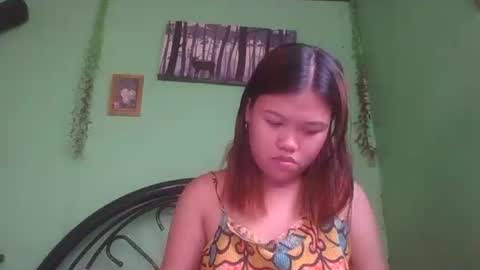Snapshot of prettymae756493 chatting on April 20, 7:11 am prettymae756493 online show from April 20, 7:11 am