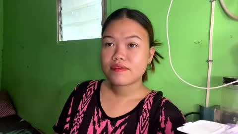 Snapshot of prettymae756493 chatting on May 29, 10:52 pm prettymae756493 online show from May 29, 10:52 pm