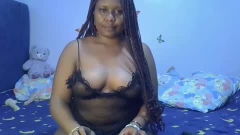 prettymel1 online show from March 29, 10:54 pm